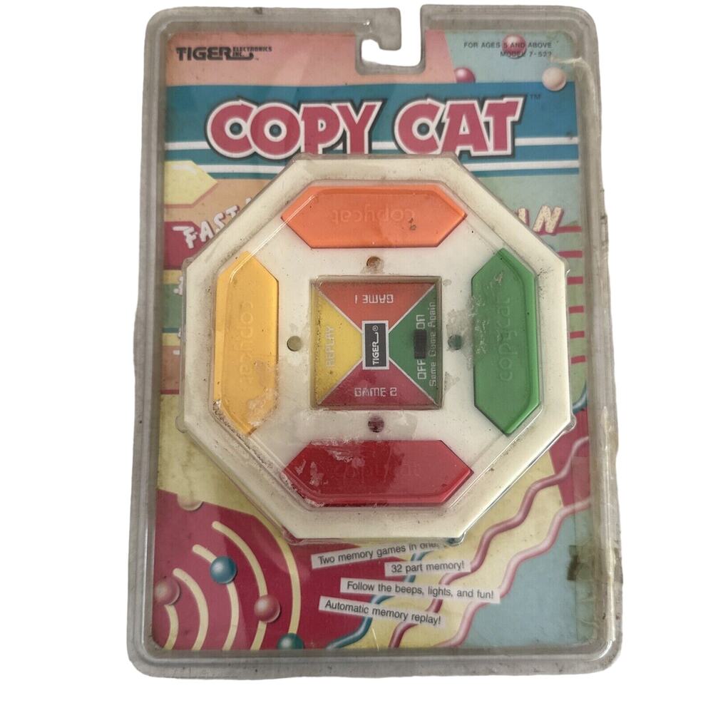 Vintage 1988 Tiger Electronic Copy Cat Simon Handheld Game - New